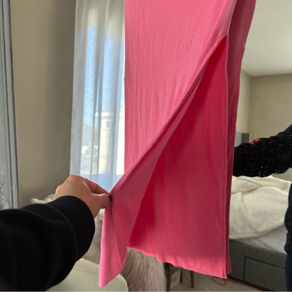 Cotton Citizen Melbourne Midi Skirt In Hot Pink S - Picture 8 of 8